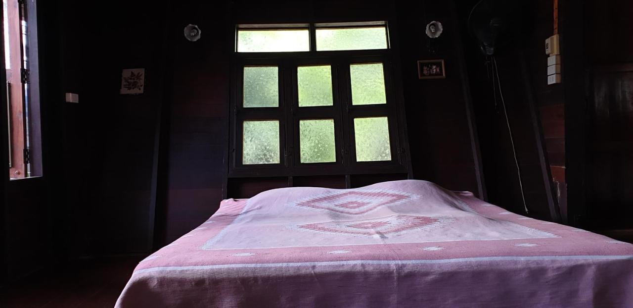 จำค่า ชาเลท์ บ้านพักสวนเกษตร Lampang Buitenkant foto