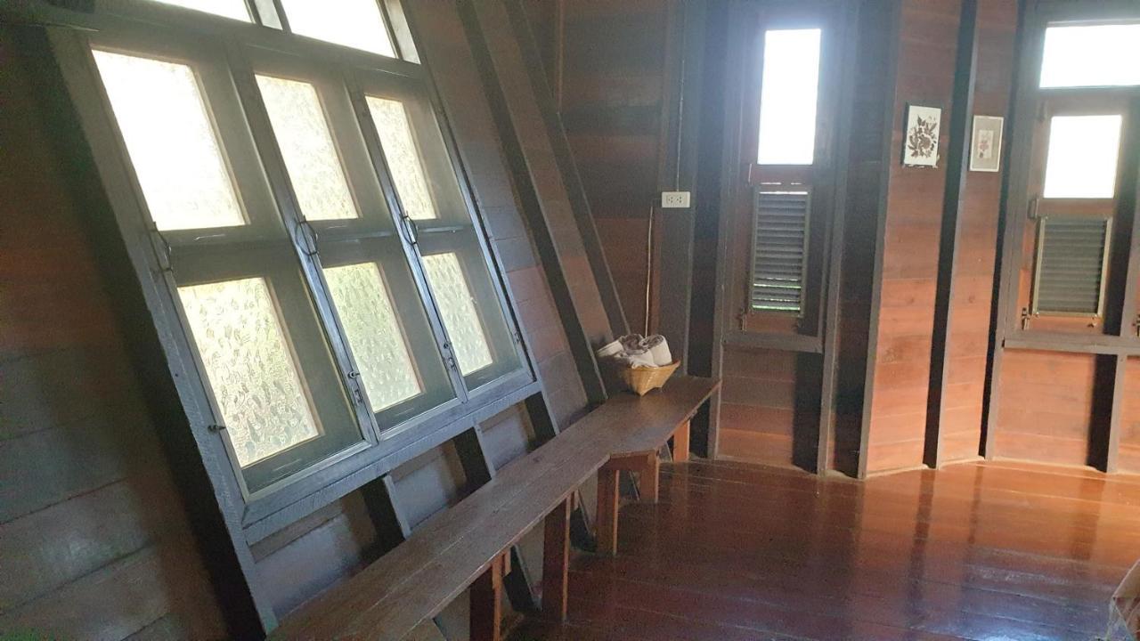 จำค่า ชาเลท์ บ้านพักสวนเกษตร Lampang Buitenkant foto